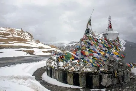 1709378945_11193-leh-ladakh-package-from-delhi-by-road-package-image.webp